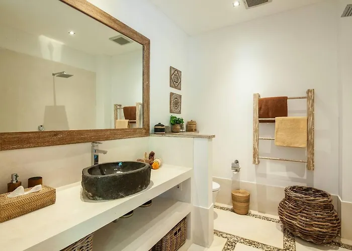 Modern 4bd Villa, Amazing Location In Villa