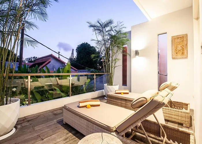 Villa Modern 4bd Villa, Amazing Location In Seminyak