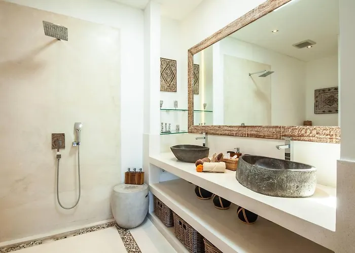 Modern 4bd Villa, Amazing Location In Villa *