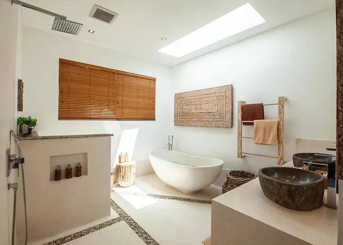 Modern 4bd Villa, Amazing Location In Villa